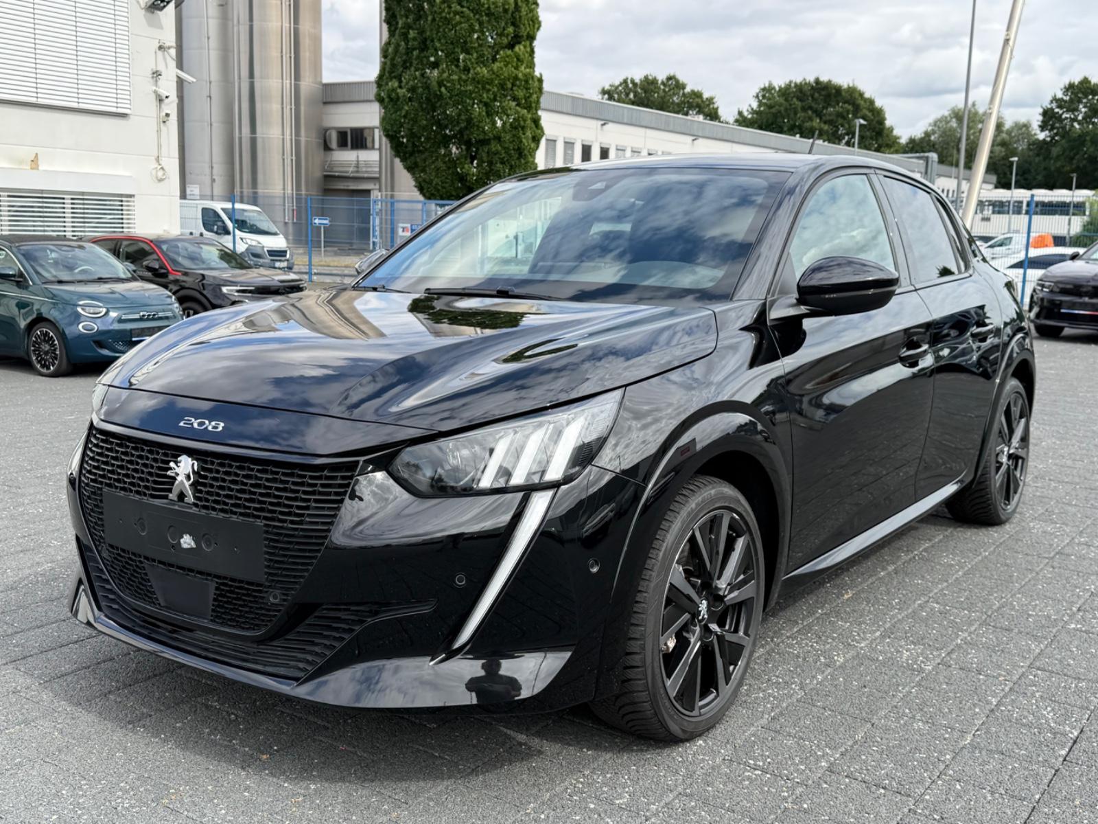 Peugeot e-208 GT | Kamera | SItzhzg | LED