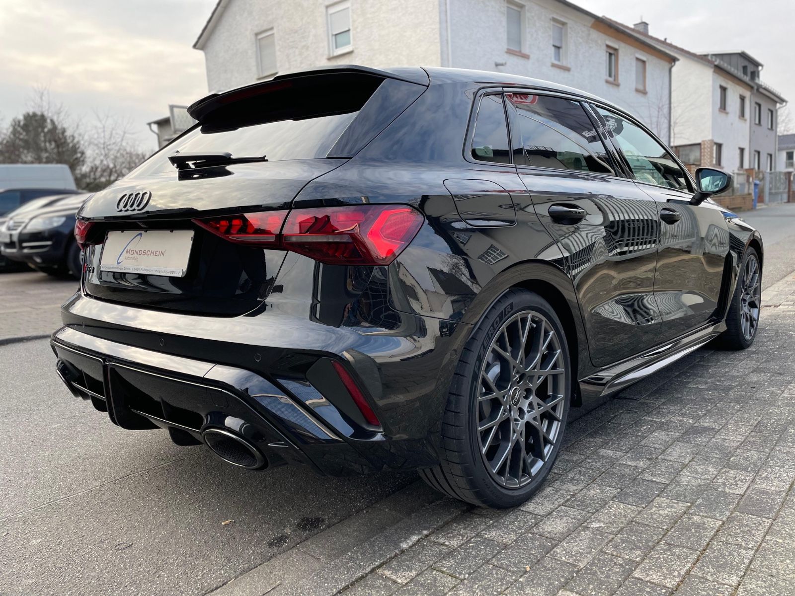 Fahrzeugabbildung Audi RS3 SB Facelift |Matrix|ACC|Sonos|RS-Schalen|HUD