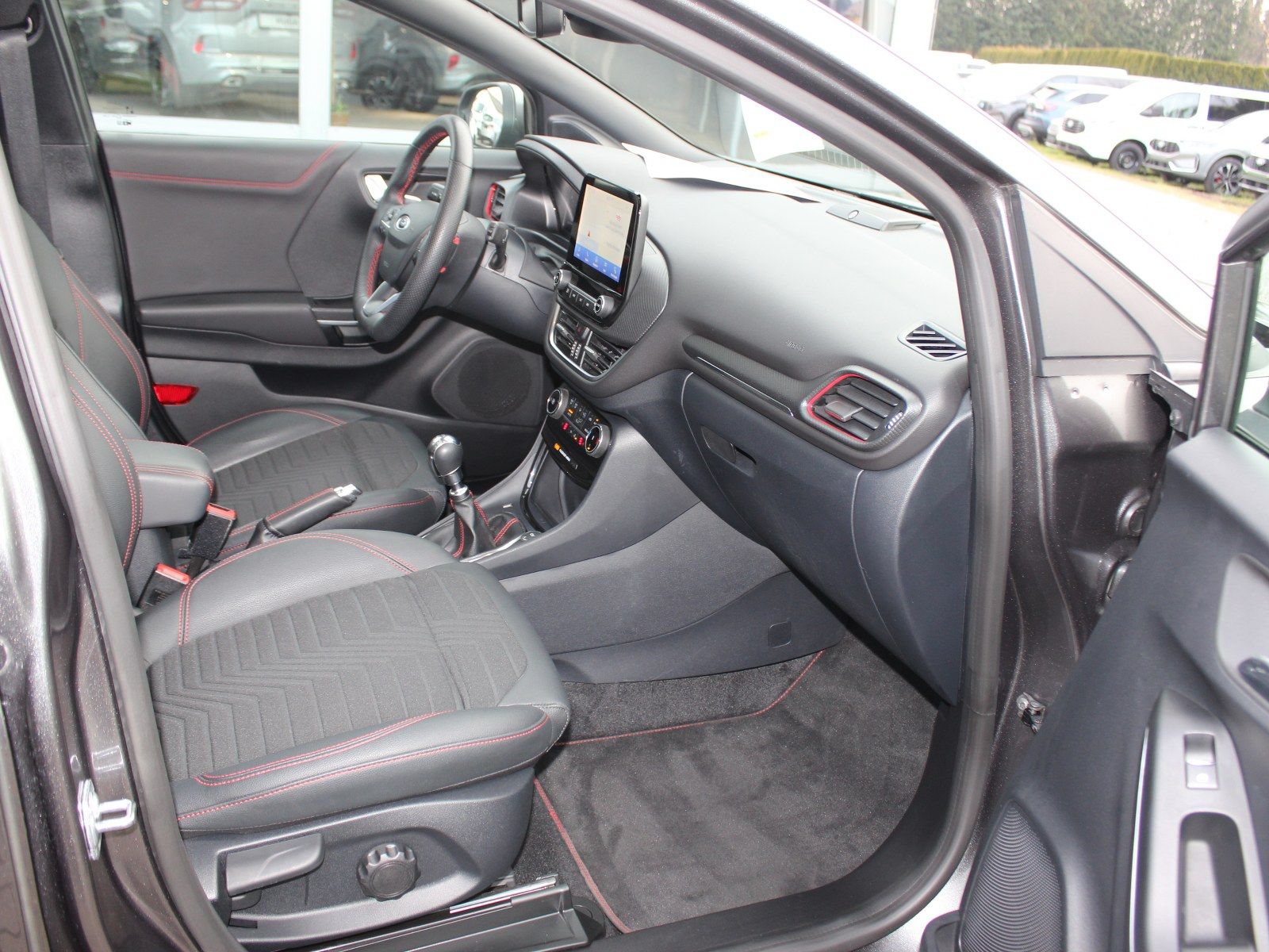 Fahrzeugabbildung Ford Puma ST-Line X 1,0 EcoBoost Mild Hybrid