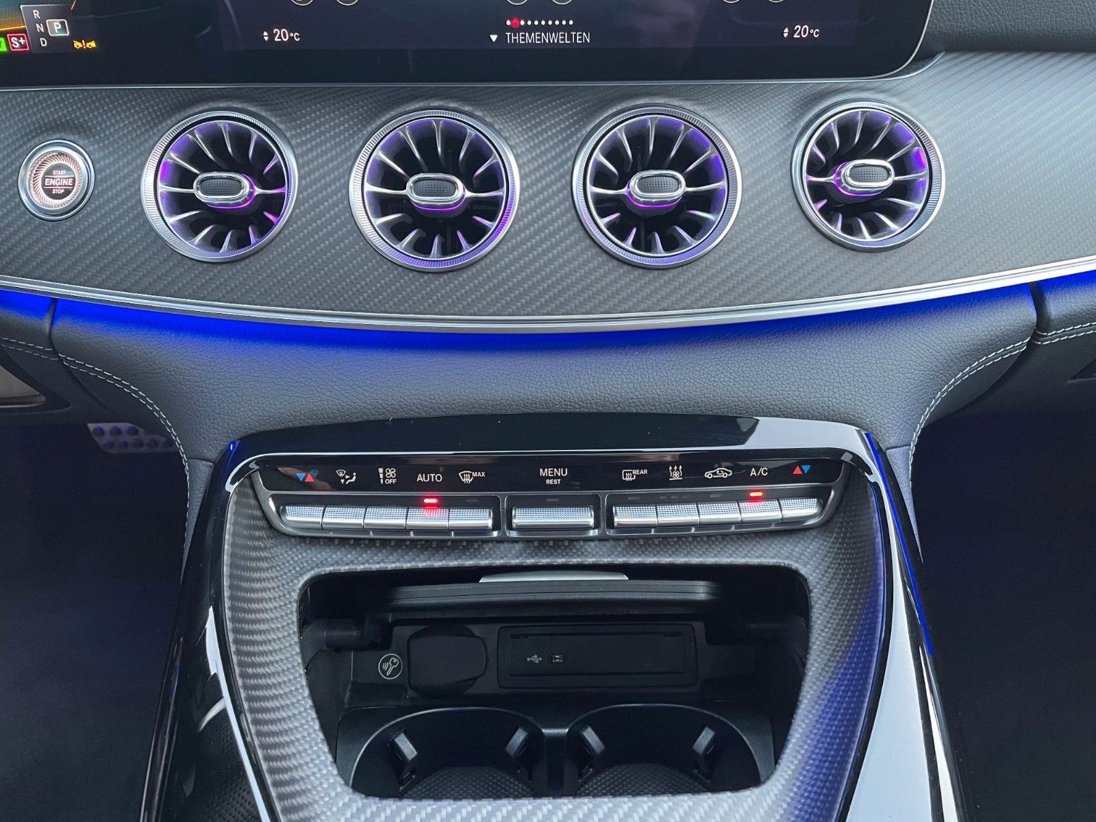 Fahrzeugabbildung Mercedes-Benz AMG GT 53 4M AirM+StdH+Burm3D+360°+PAGA+HUD