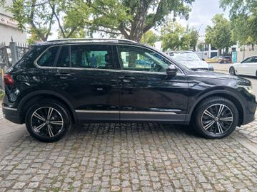 Volkswagen Tiguan - 8