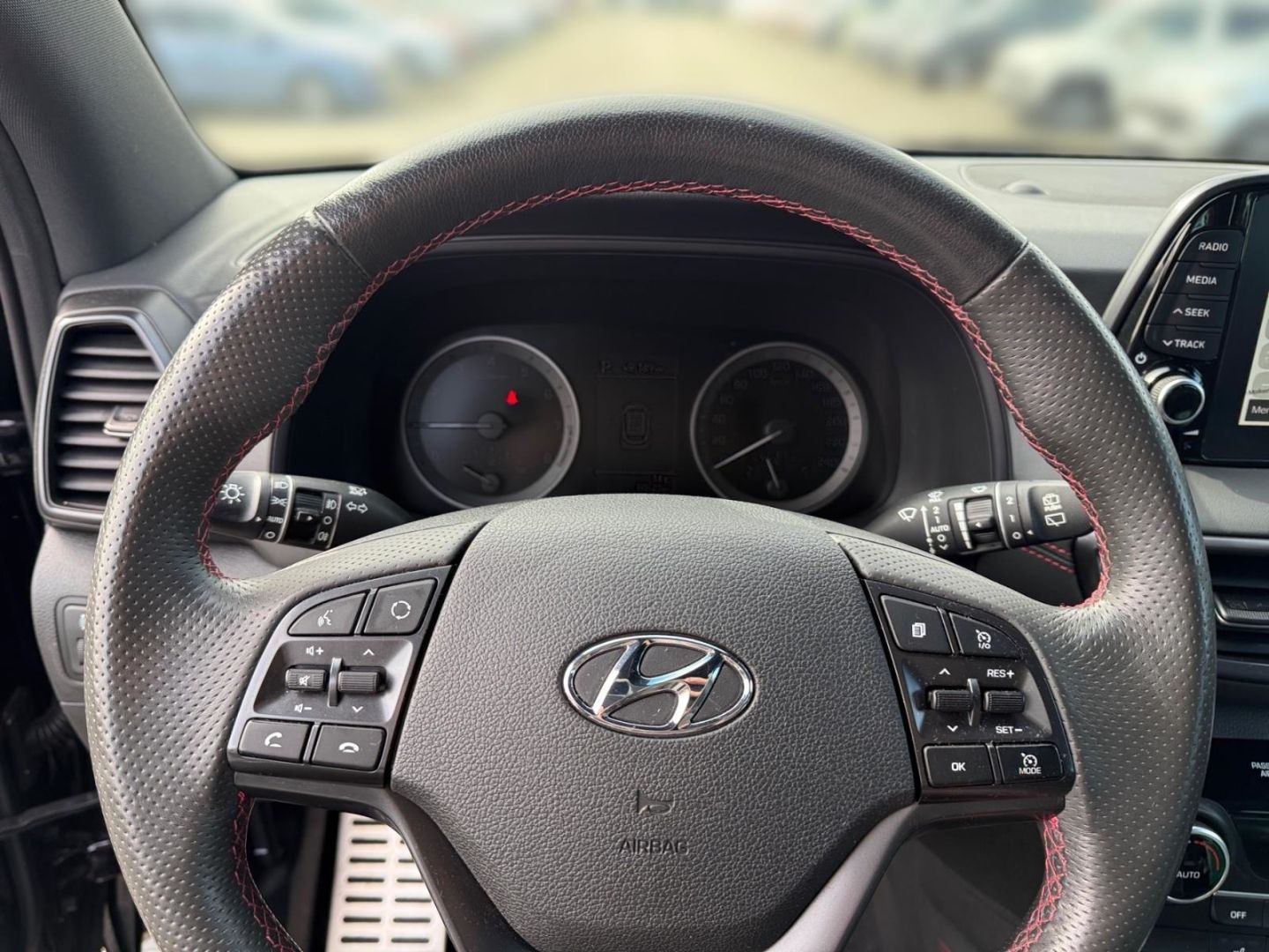 Fahrzeugabbildung Hyundai Tucson 1.6T 4WD N-Line AHK Navi Panoramadach LED