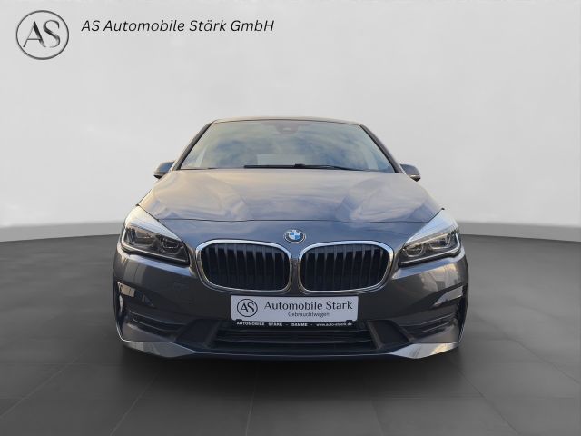 Fahrzeugabbildung BMW 218i Gran Tourer Advantage+LED+Kamera+Navi+DAB