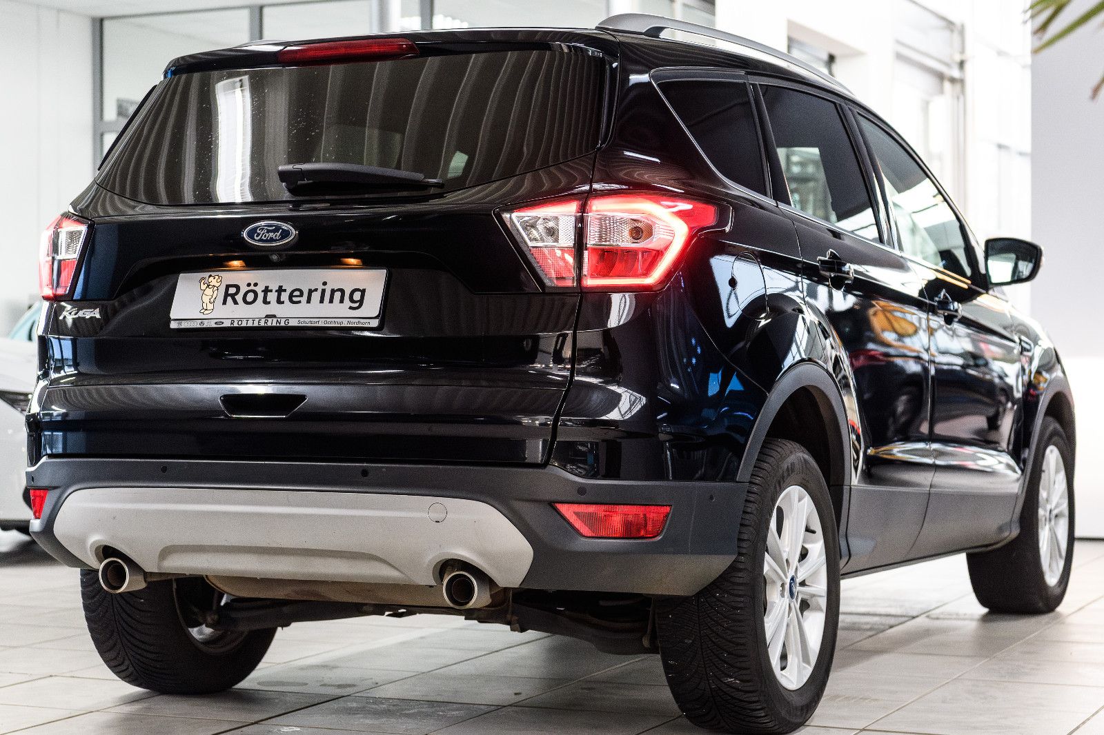 Fahrzeugabbildung Ford Kuga Titanium 260,- ohne Anzahlung