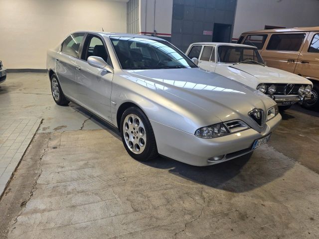 Alfa Romeo 166 2.0i V6 turbo cat Super