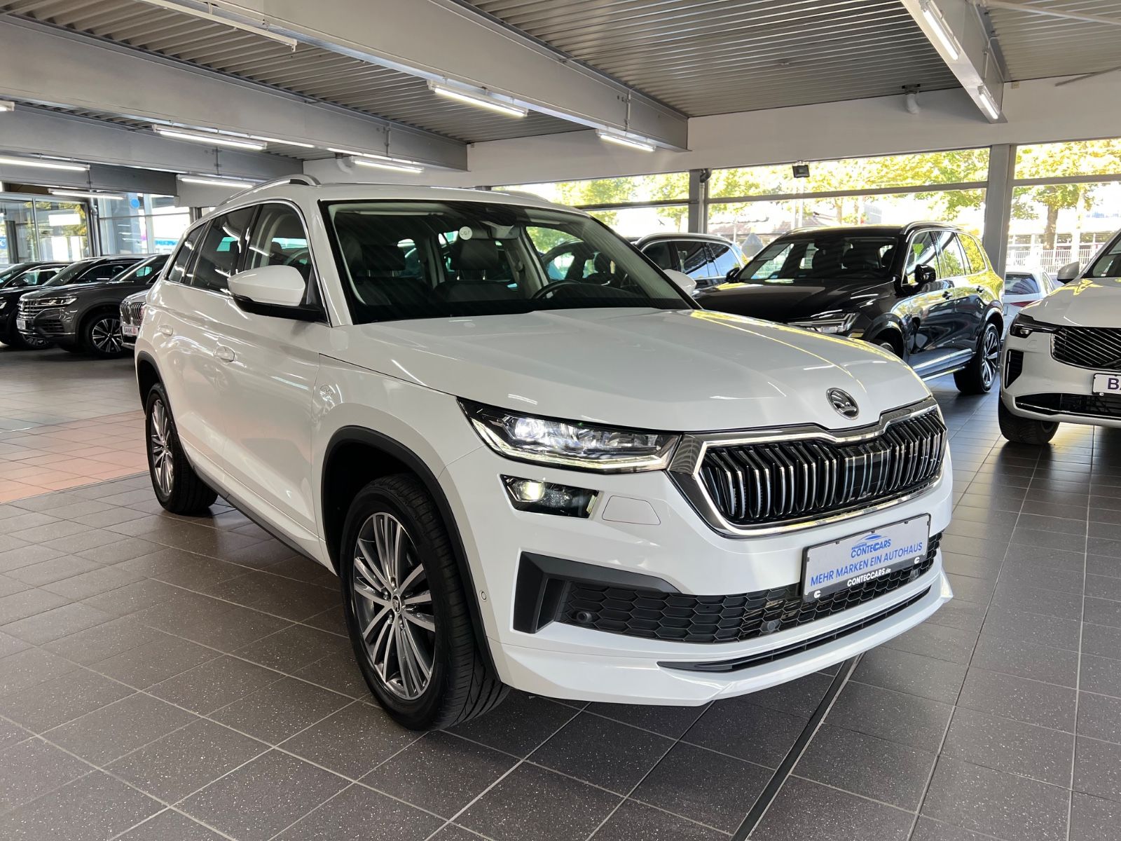 Skoda Kodiaq 2.0 TDI L&K 4x4 AHK+ACC+360°+Pano+e.klapp imagem 2