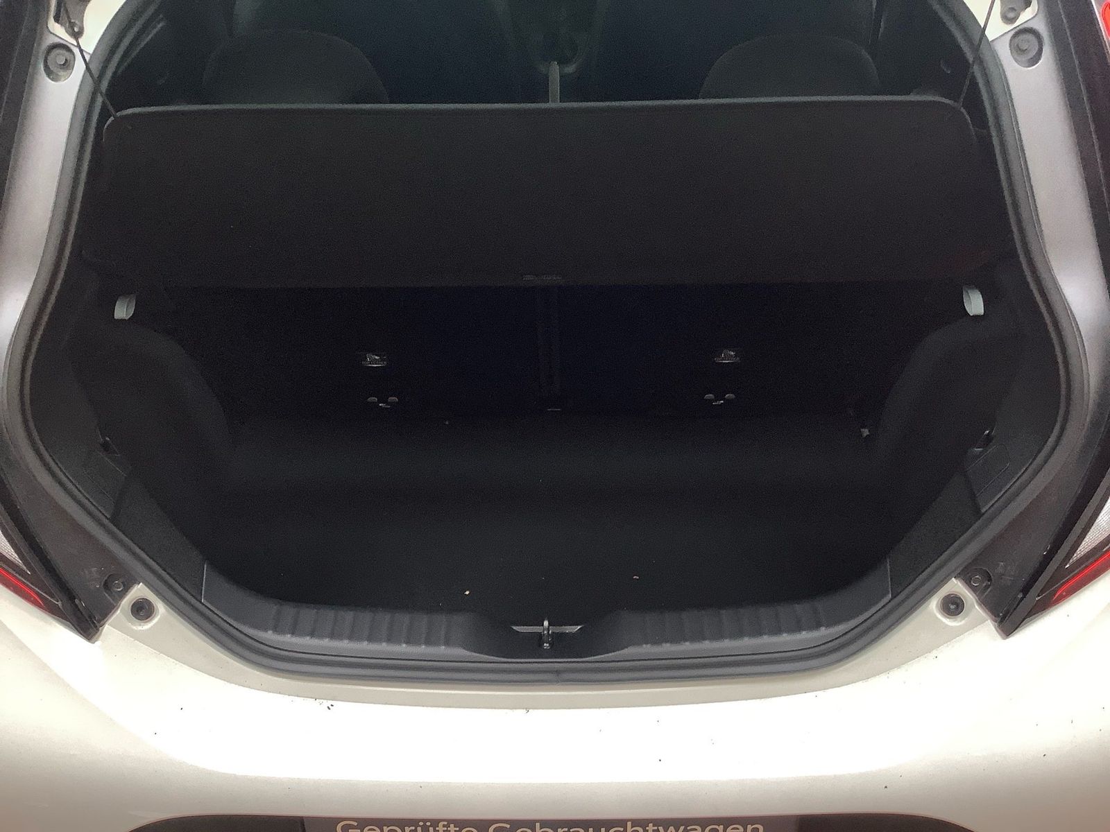 Fahrzeugabbildung Toyota Aygo X 1.0 Business Edition Navi,SHZ,SoundSys,AC
