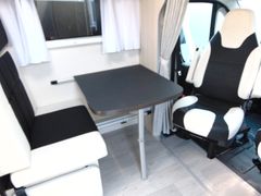Across Aero 689 CDH | *Rollstuhlgerecht*mit hydr.Lift