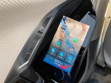 2022 BMW I7 — миниатюра 16
