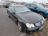 Mercedes-Benz CLK 240 ELEGANCE Elegance - schwarze Mercedes-Benz CLK 240