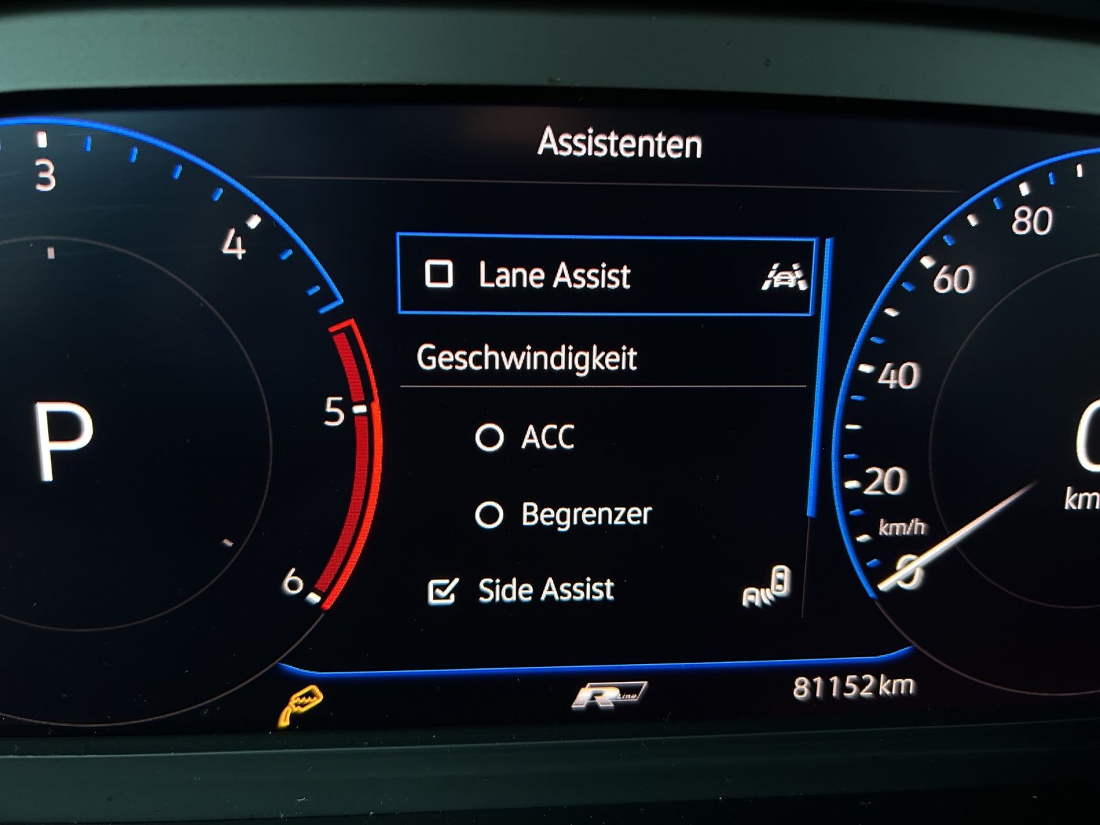 Fahrzeugabbildung Volkswagen Tiguan Allspace TDI Highline DSG 4M R-Line LED A