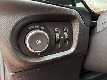 Fotografie 14 des Opel Corsa F Edition Klima Tempomat Allwetter