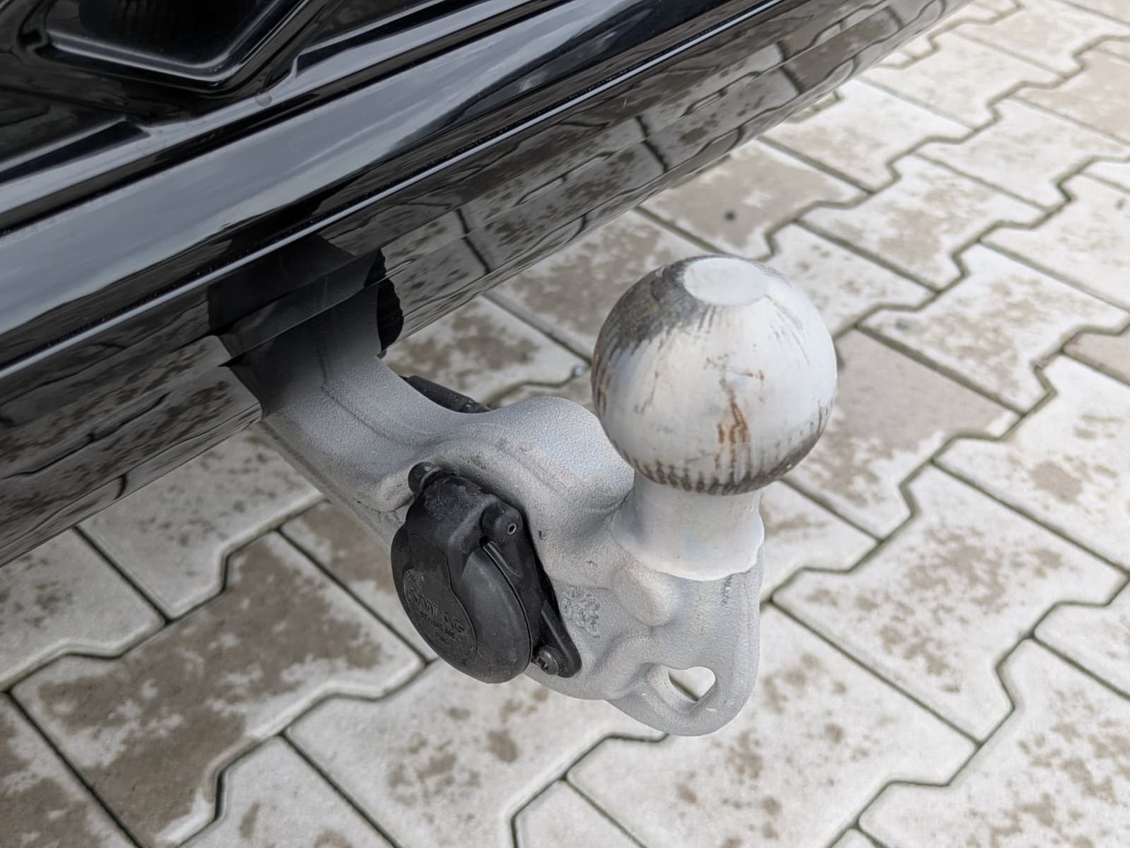 Fahrzeugabbildung Volkswagen Tiguan 2.0 TDI 4M R-Line PANO*H&K*AHK*MATRIX*20"