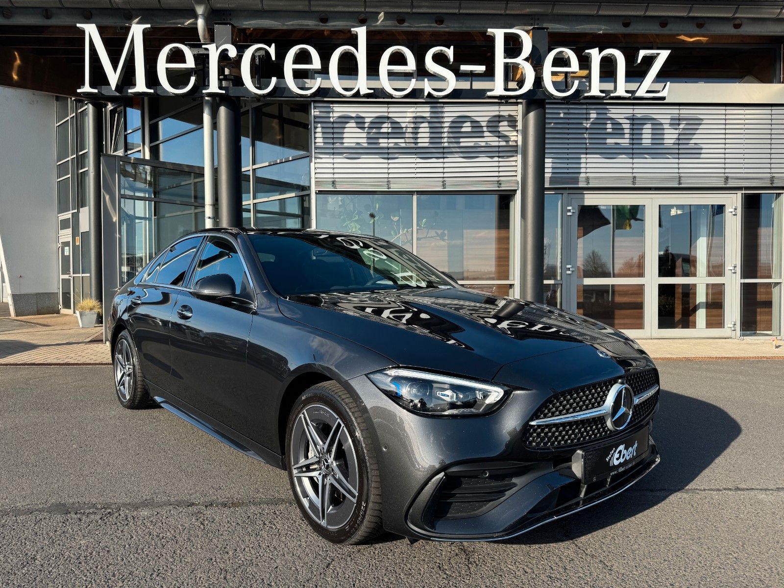Fahrzeugabbildung Mercedes-Benz C 300de AMG+Pano+Memory+360