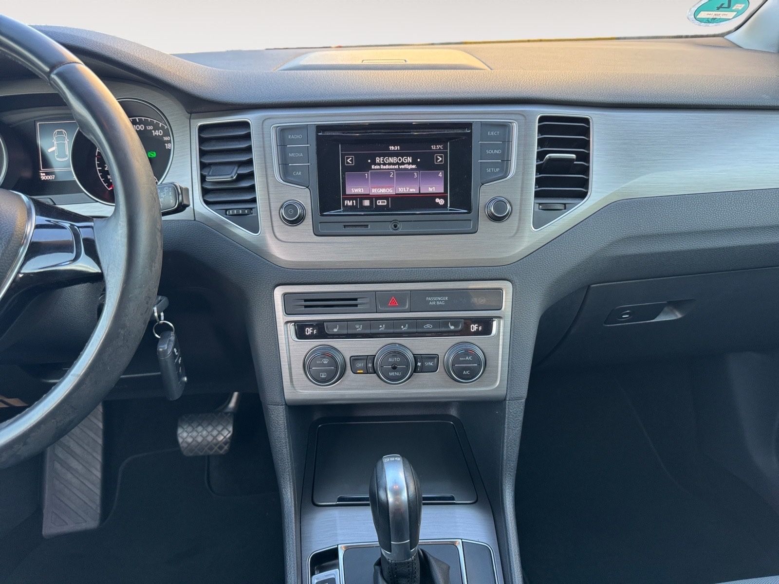 Fahrzeugabbildung Volkswagen Golf Sportsvan VII Comfortline BMT/Start-Stopp