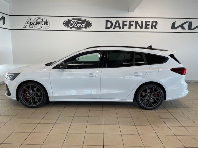 Fahrzeugabbildung Ford Focus Turnier ST X 2.3 HeadUP Navi B&O Kamera