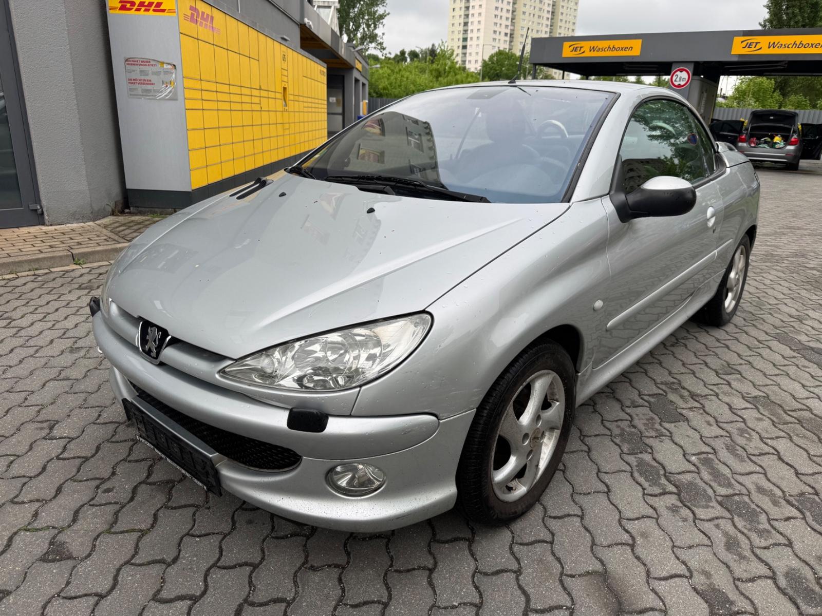 Peugeot 206 1.6 Cabriolet CC Platinum/ Zahnriemen NEU/