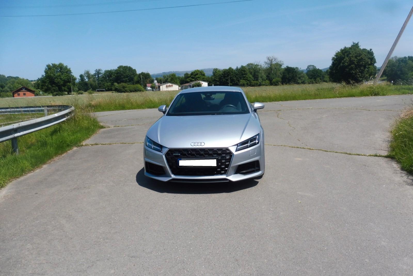 Audi TT Coupe 45 TFSI quattro  S-tronic. neuwertig