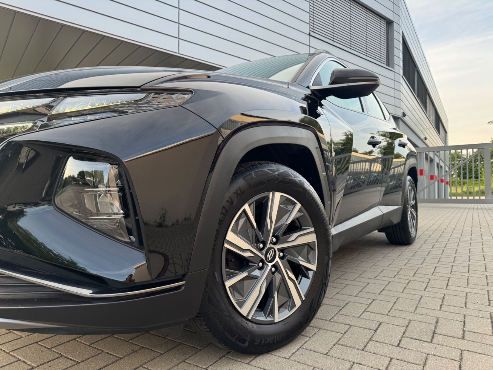Hyundai Tucson Select Mild-Hybrid 2WD KAMERA NAVI TÜV NE imagem 3