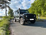 Land Rover Defender 110 TD4  - Land Rover Defender: Schwarz
