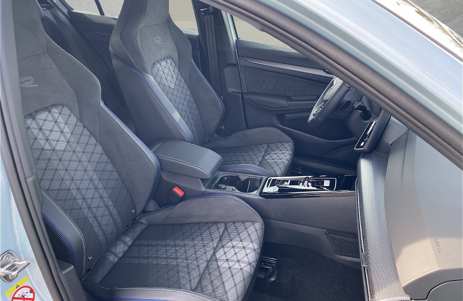 Volkswagen Golf - Bild 10