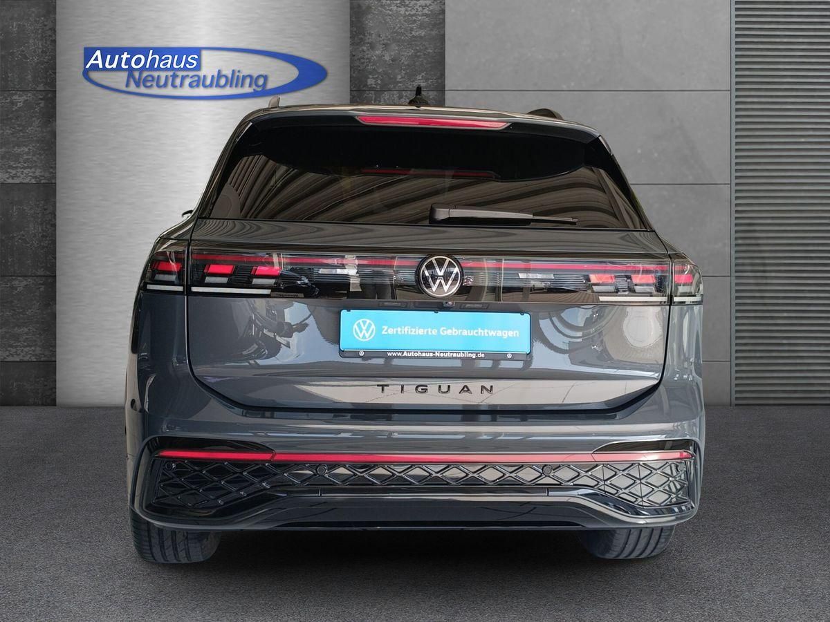 Volkswagen TIGUAN 2.0 TDI R-LINE 150 PS DSG BLACK STYLE A foto 5