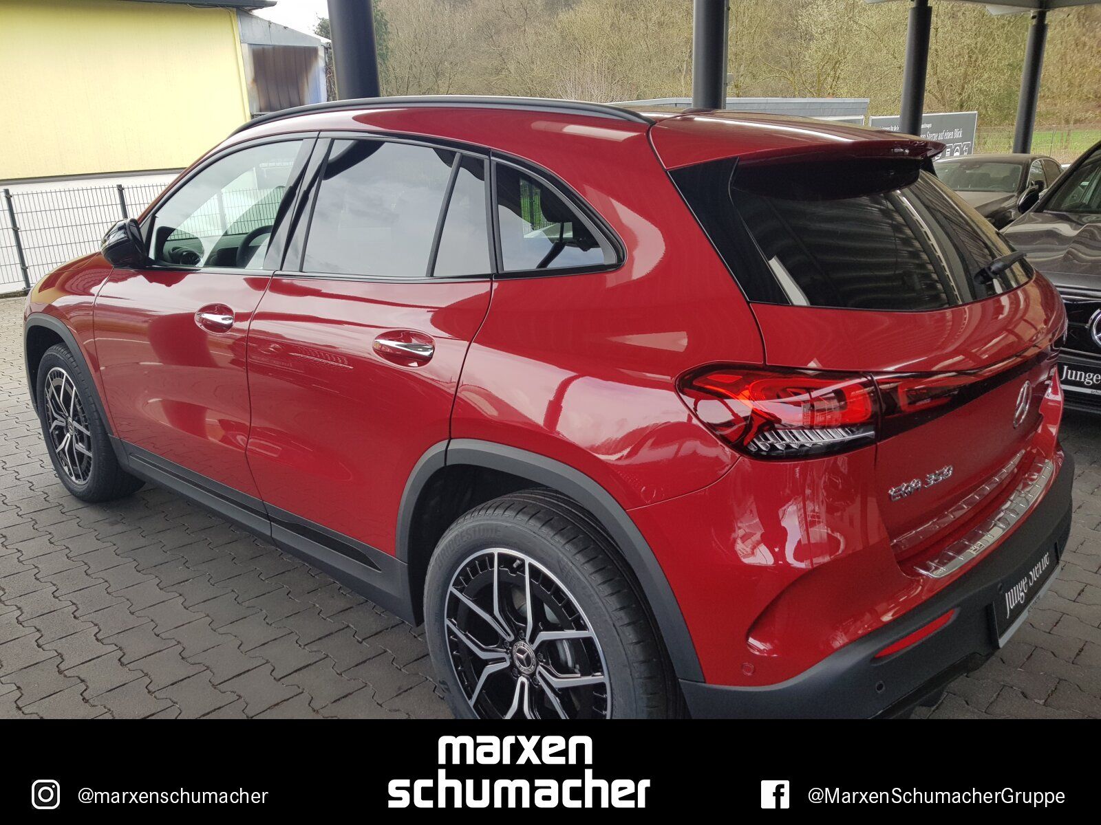 Mercedes-Benz EQA 350 4M AMG Line Pano+MBUX+360°+AHK+LED+Sound foto 4