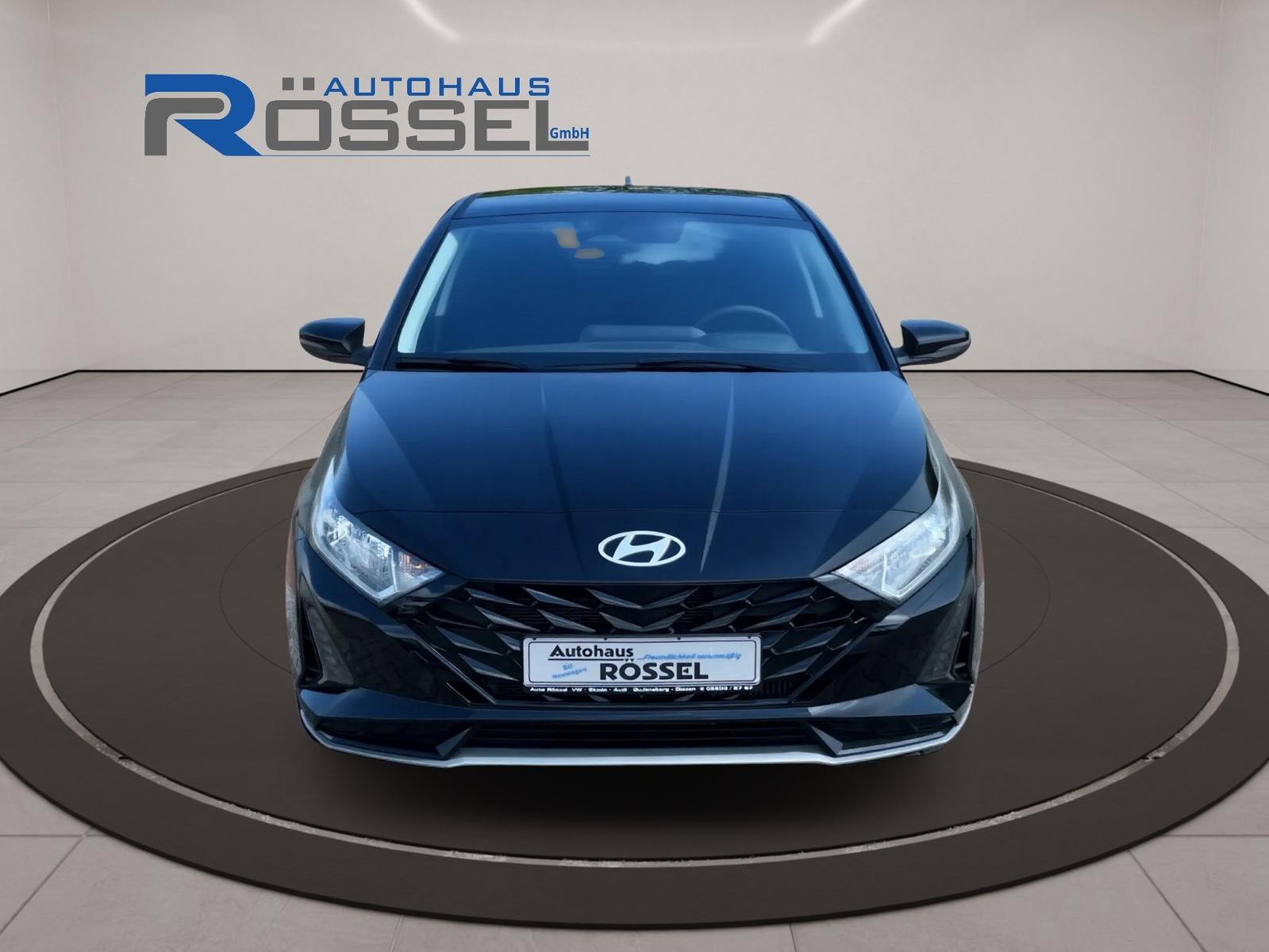 Hyundai i20 1,0 T-GDI DCT Family Edition 16" Alu Navi RF
