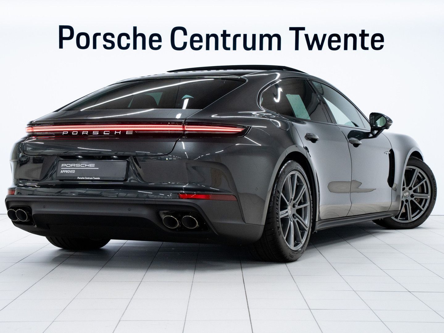 Porsche Panamera 4 E-Hybrid imagem 3
