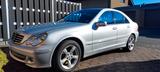Mercedes-Benz C 230 AVANTGARDE, Garagenfahrzeug - Mercedes-Benz C 230 mit Benzin-Antrieb: Limousine, Schaltgetriebe