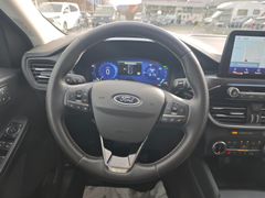 FORD Kuga PHEV Vignale 225 PS #AHK #LEDER #B&O FORD Kuga PHEV Vignale 225 PS #AHK #LEDER #B&O