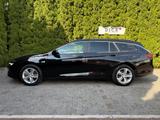 Opel Insignia 1.5 CDTI Aut. Busi. LED+NAV+SHZ+CARPL+ - Opel Insignia mit Diesel-Antrieb: Allradantrieb, Kombi, Automatik