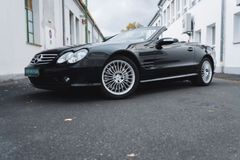 Fahrzeugabbildung Mercedes-Benz SL 55 AMG *1. Hand / MwSt. / Erstlack*