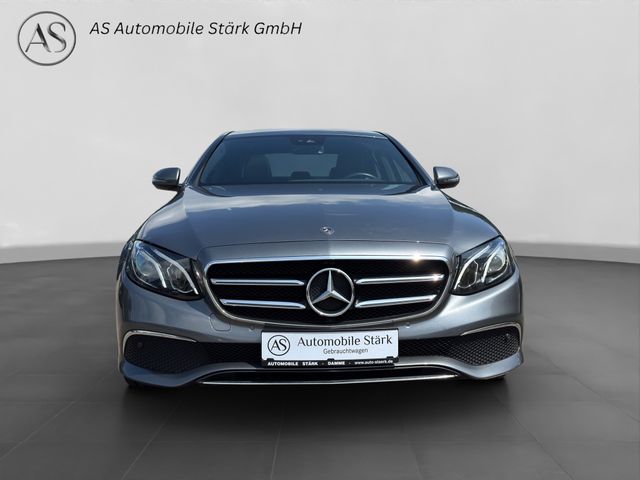 Fahrzeugabbildung Mercedes-Benz E 220 d Lim. Avantgarde+LED+Kamera+Schiebedach