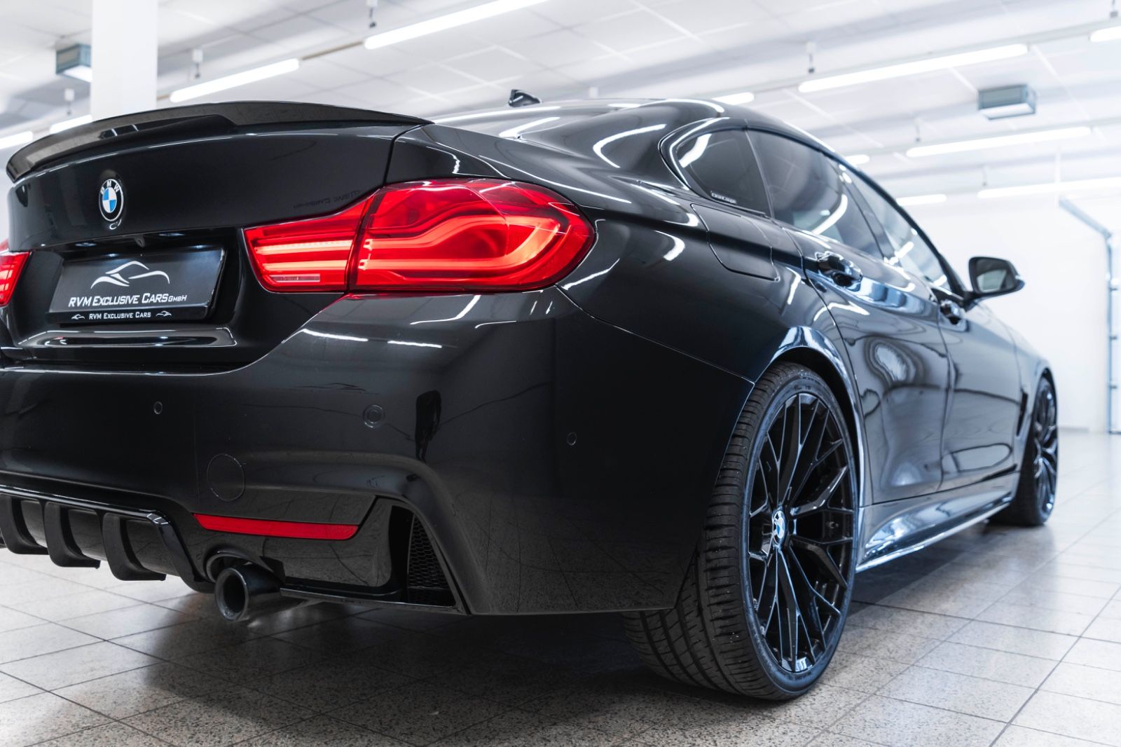 Fahrzeugabbildung BMW 440i GC M-Performance H&K LED CARPLAY KAM SHZ