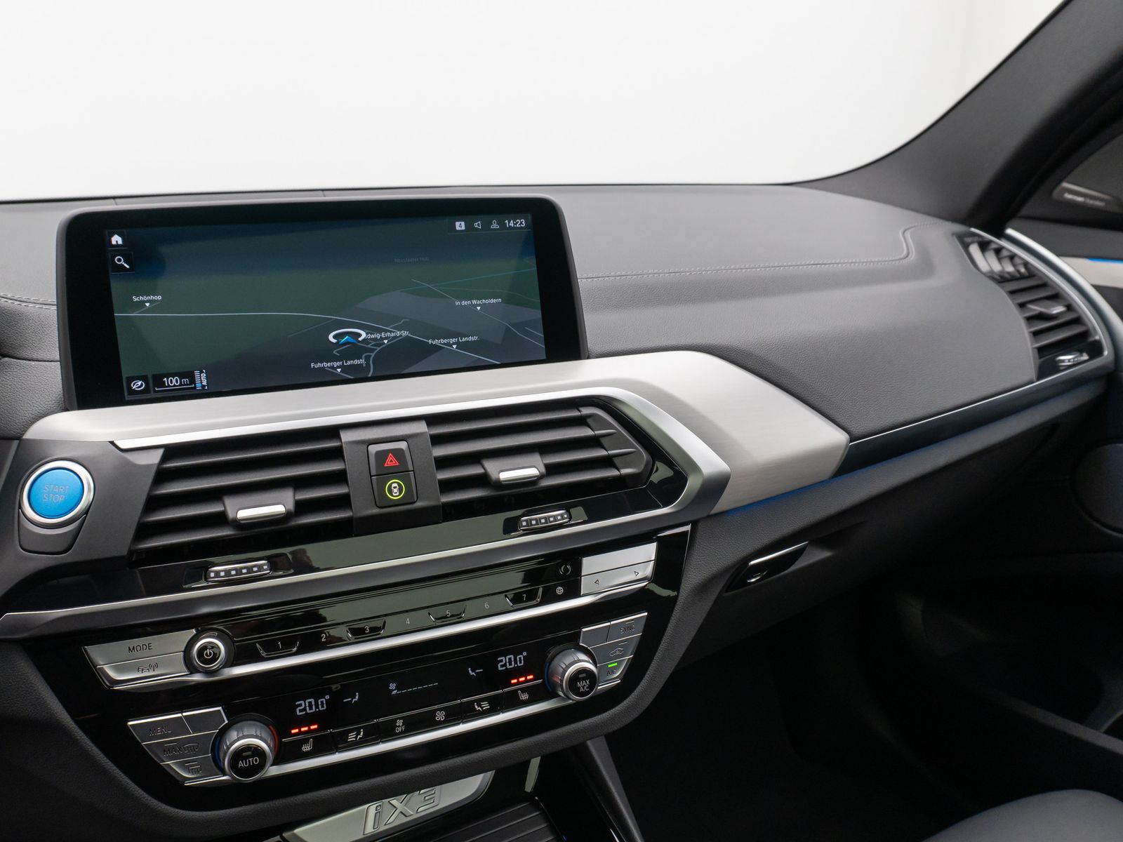 Fahrzeugabbildung BMW iX3 Impressive Panorama 360°HUD DAB H/K Komfort
