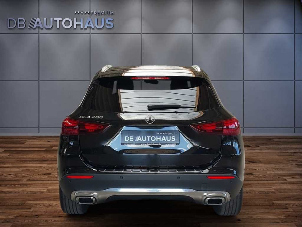 Mercedes-Benz GLA 200 Progressive Line Advanced Plus DCT  foto 5