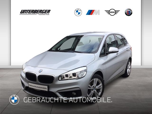 BMW 225i xDrive Active Tourer Advantage LED-RÜCKFAHR