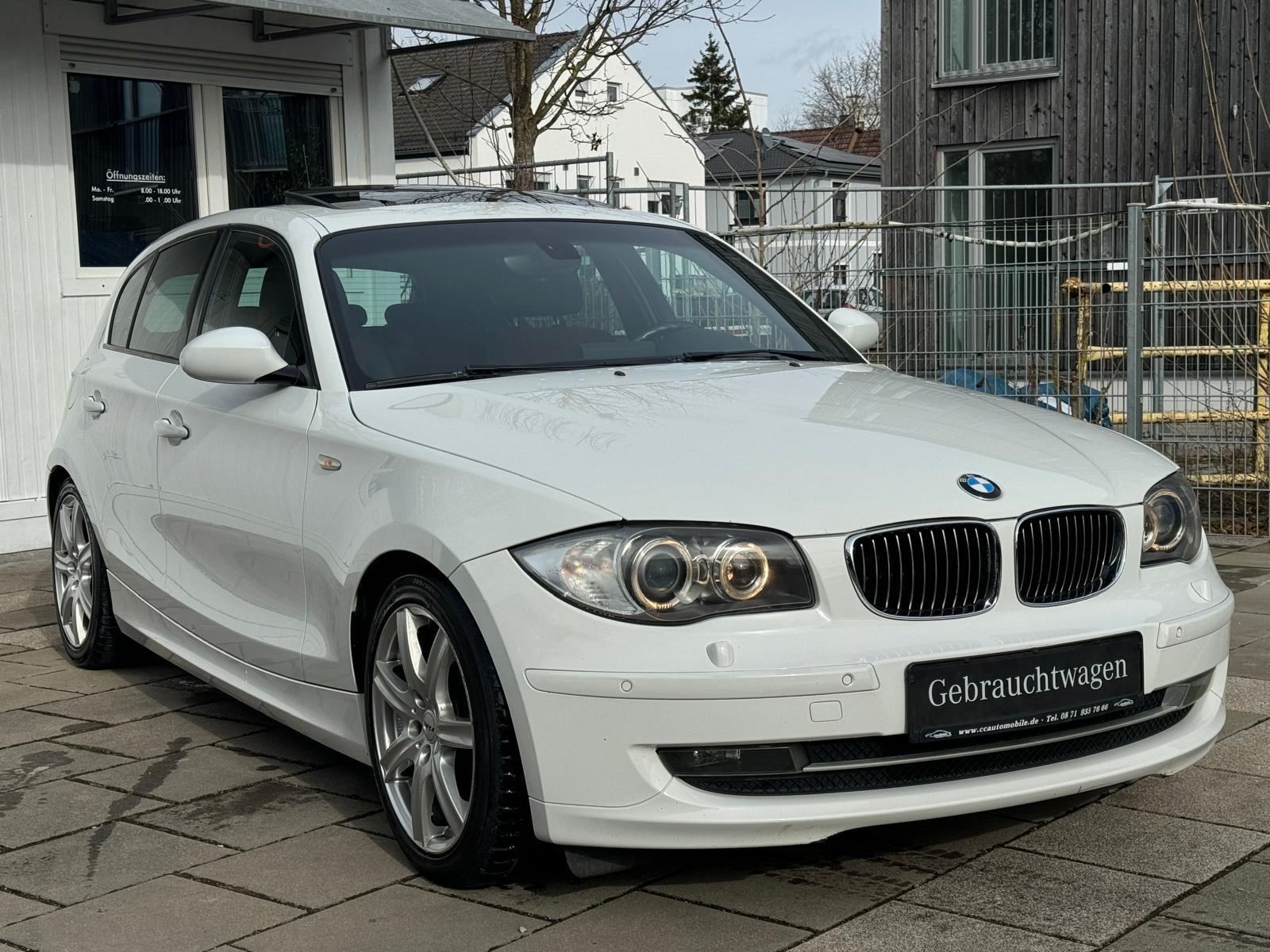 BMW 130i Navi Xenon Sport Sitz