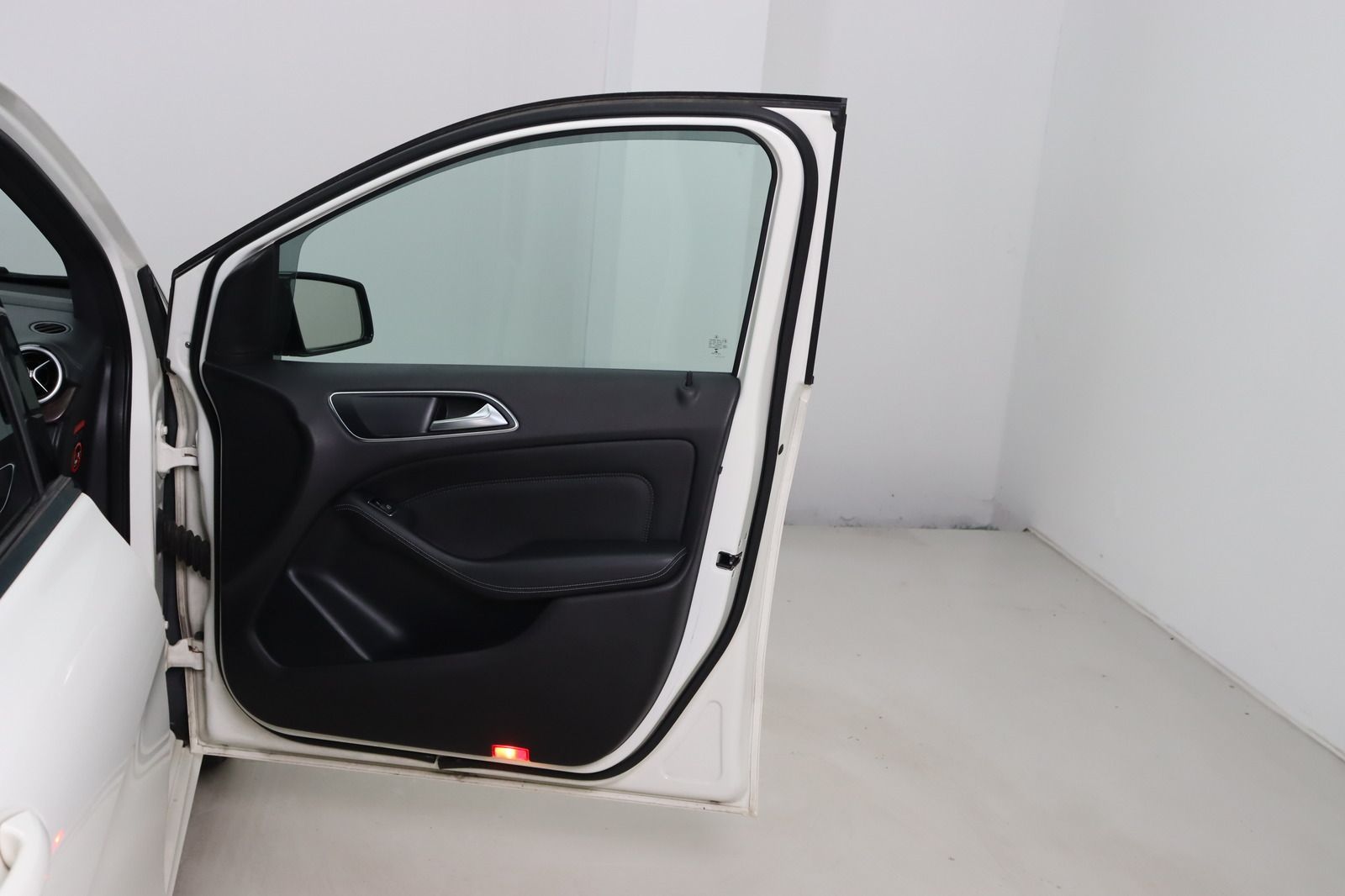 Fahrzeugabbildung Mercedes-Benz B 200 CDI BlueEFFICIENCY * DIS * ILS * Leder *