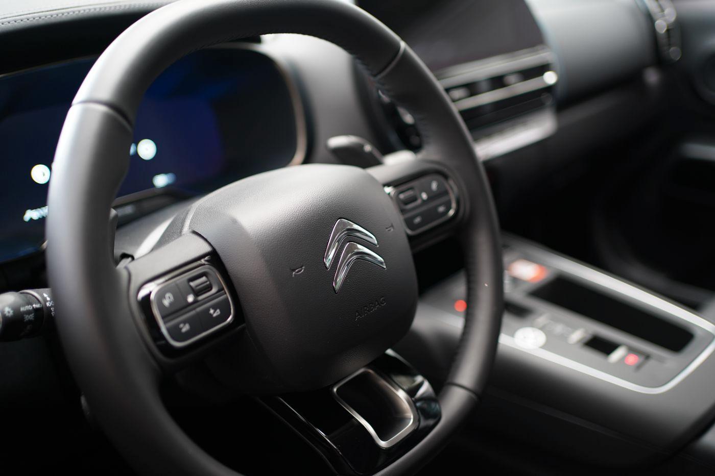 Citroën C5 Aircross Hybrid 145 Max e-DCS6 Automatik Navi
