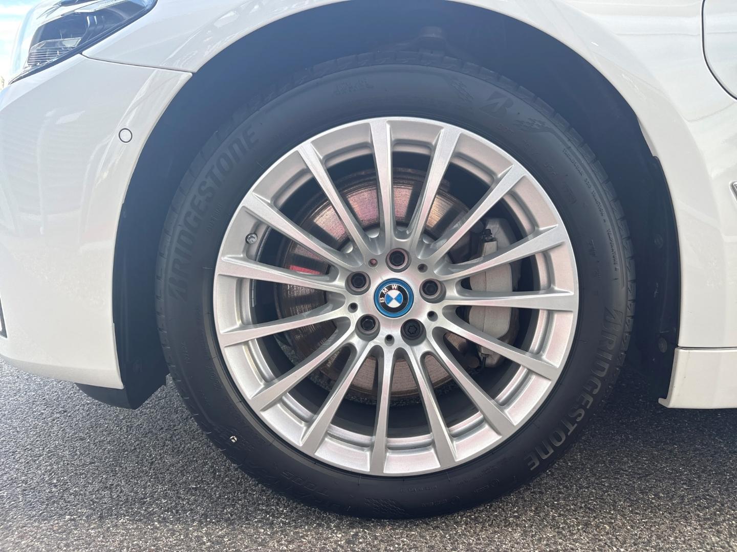 BMW 530 e Touring Hybrid AHK Navi HeadUp DrivingAss