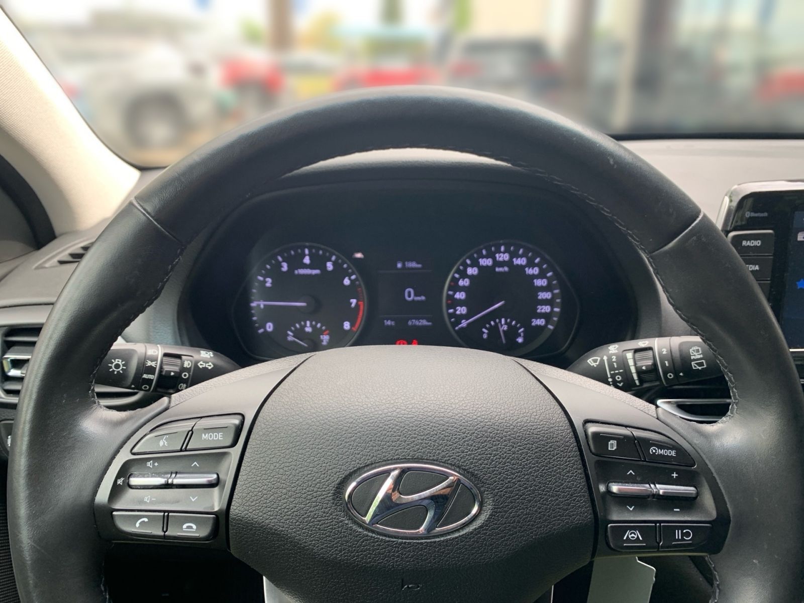 Fahrzeugabbildung Hyundai i30 1.0 T-GDI Edition 30 8x bereift