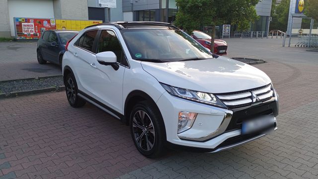 Mitsubishi Eclipse Cross 1.5 - 4WD + Leder...