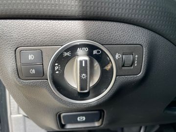 Fahrzeugabbildung Mercedes-Benz A 180  BlueEfficiency*Tempomat*Bluetooth*Klima*