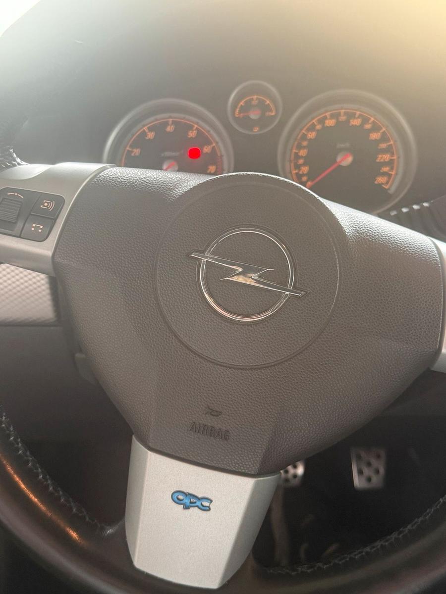 Opel Astra 2005 — photo 9