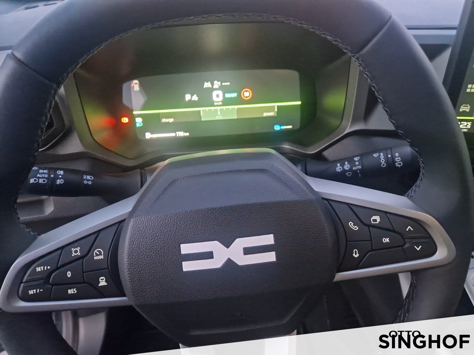 Fahrzeugabbildung Dacia Bigster Journey hybrid 155