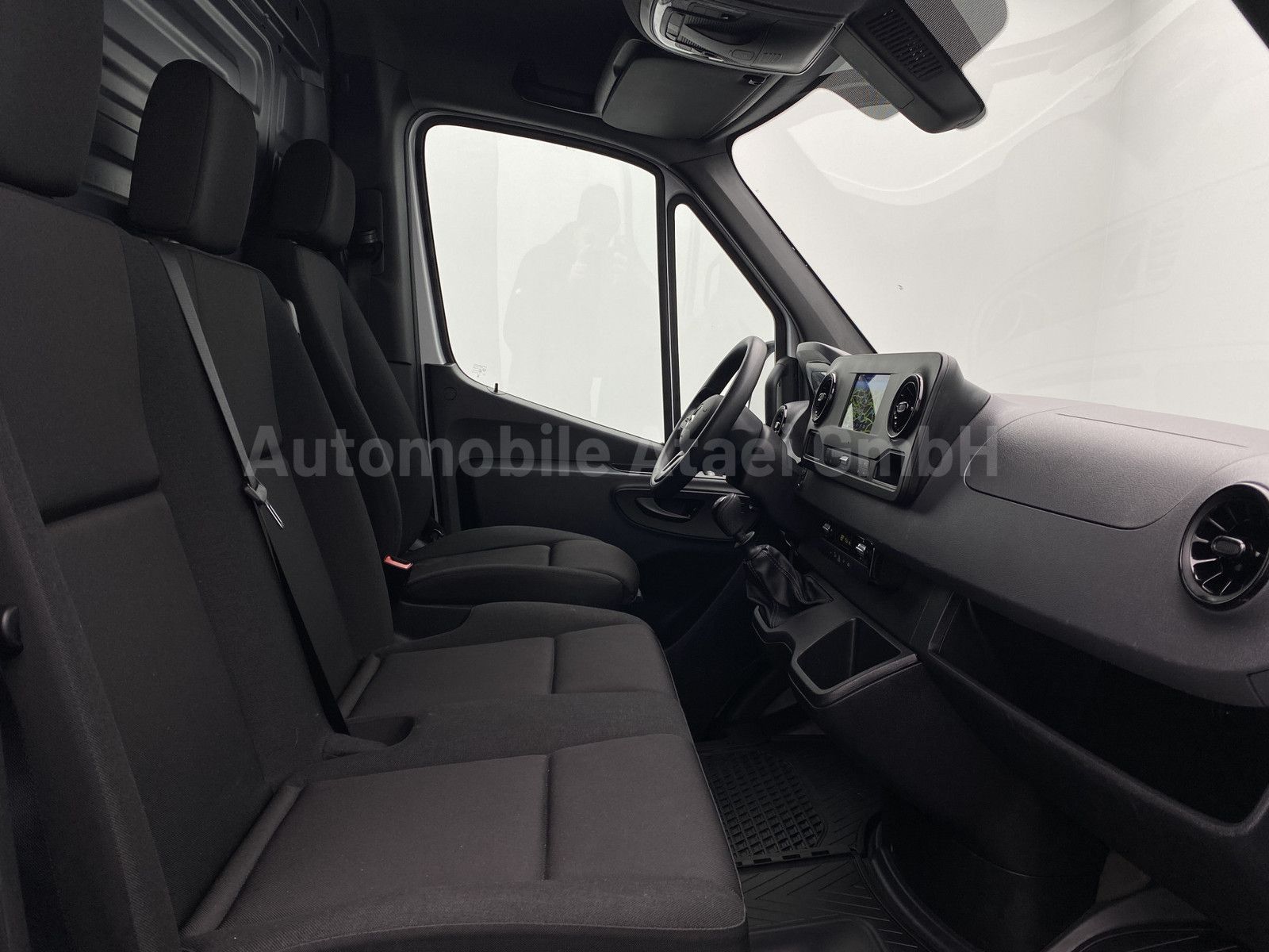 Fahrzeugabbildung Mercedes-Benz Sprinter 315 MAXI 360° KAMERA+ NAVI 3156