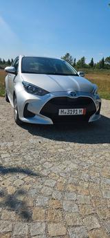 Toyota Yaris Hybrid Comfort - Toyota Yaris Gebrauchtwagen in München