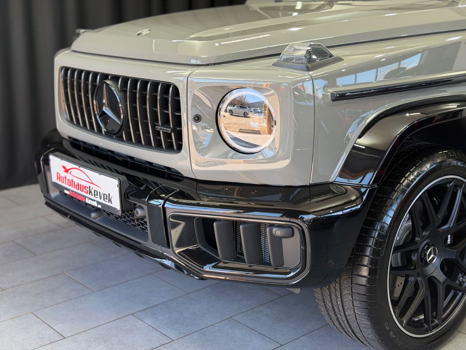 Fahrzeugabbildung Mercedes-Benz G 63 AMG|MY26|A22|PERFORMANCE|TV|VOLL|CARBON|